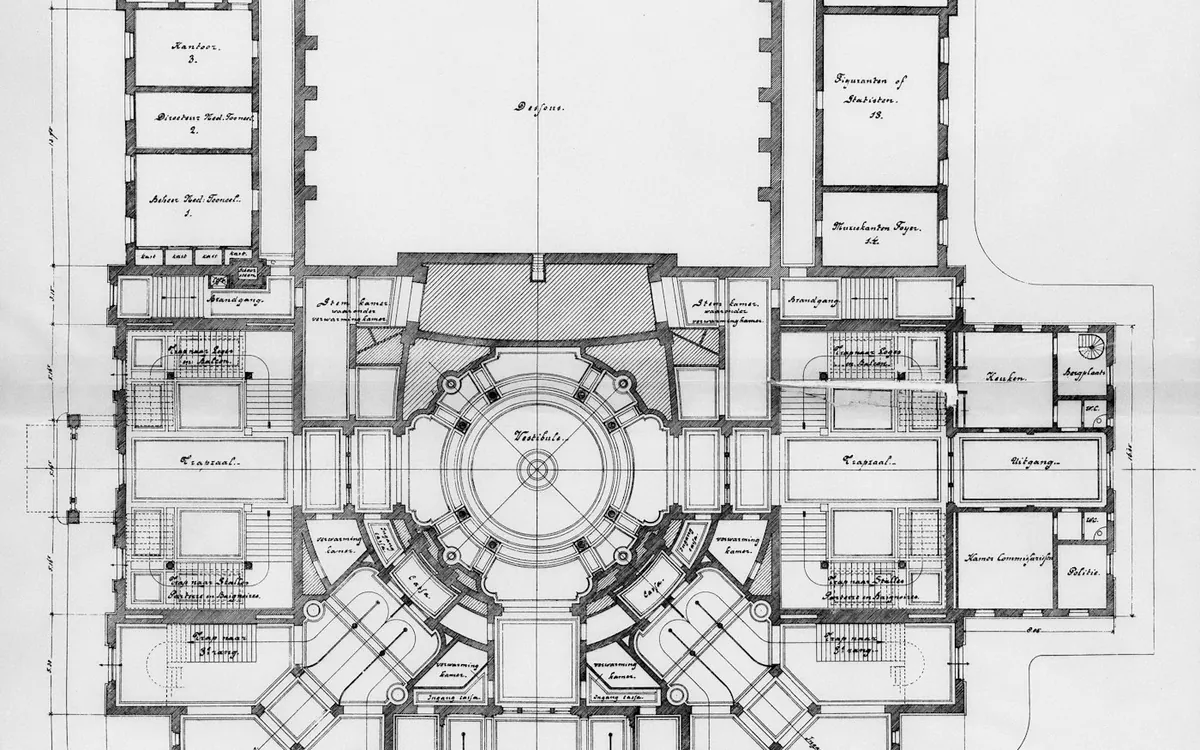 Black and white architectural plan of a large symmetrical building